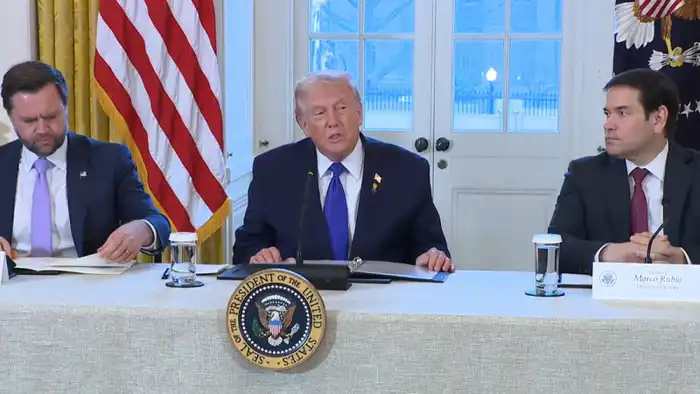 Трамп: США готовы поддержать протестующих в Иране на фоне массовых волнений Атырау