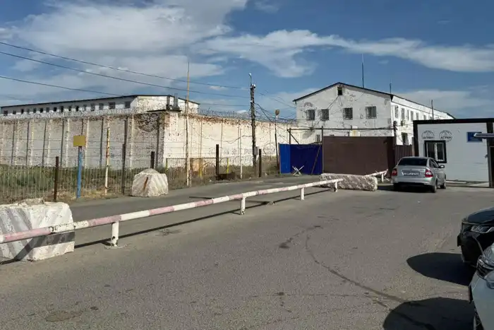 Дисциплинарные меры для сотрудников в Атырау после ошибки с освобождением осуждённого Атырау
