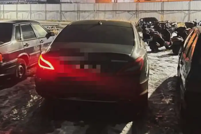На дороге обманщика: водитель Mercedes попался с фальшивыми госномерами, как лиса в курятнике Атырау