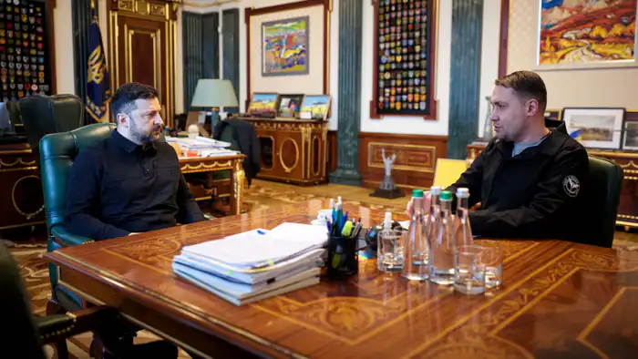 Президент Украины Владимир Зеленский призвал к значительному ускорению санкционного давления на Россию, подчеркивая важность этого шага в условиях текущей ситуации. Атырау