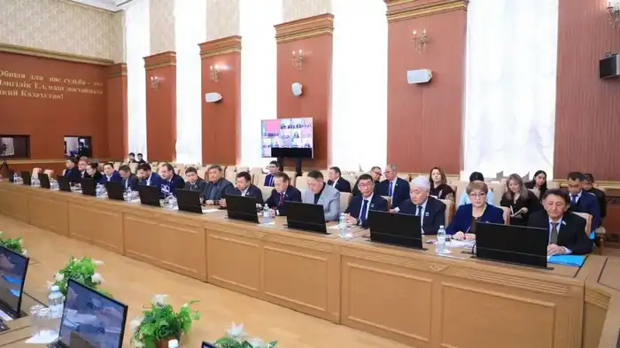 Депутаты заложили фундамент будущего: инвестиционный план и бюджет Карагандинской области на 2026 год Атырау