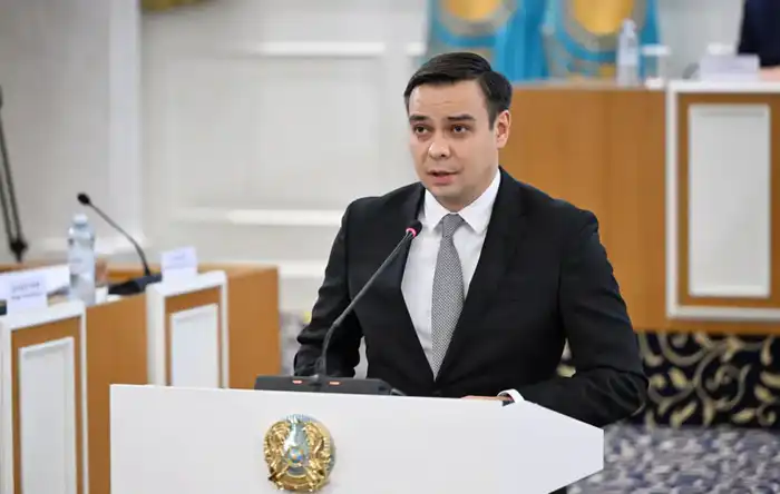 Новая Конституция выселение без решения суда Артур Ластаев права человека Атырау