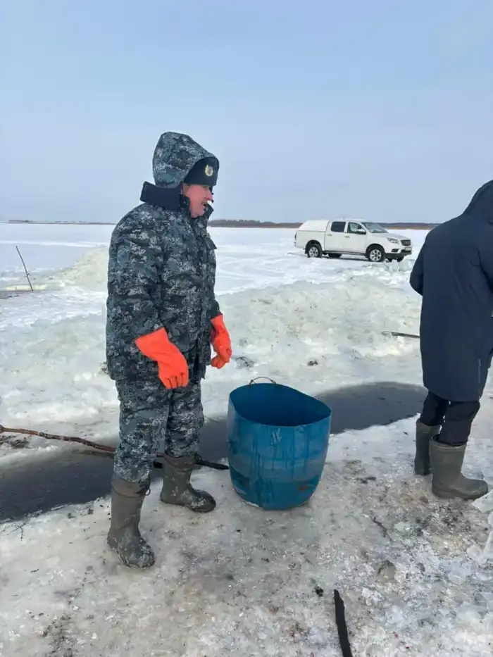 Сохранение подводной экосистемы в Северо-Казахстанской области: борьба за кислород на озере Желяково Атырау