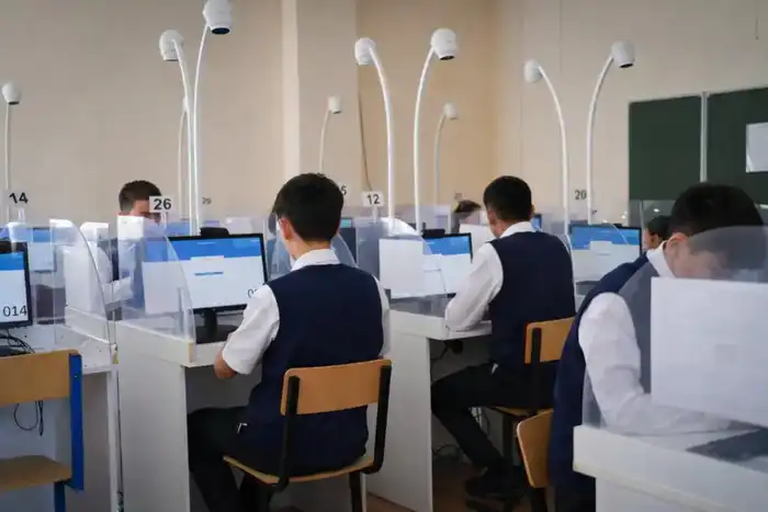 184 ТЫСЯЧИ УЧЕНИКОВ ПРЕОДОЛЕЛИ ВОЛНЫ ЯНВАРСКОГО ЕНТ Атырау