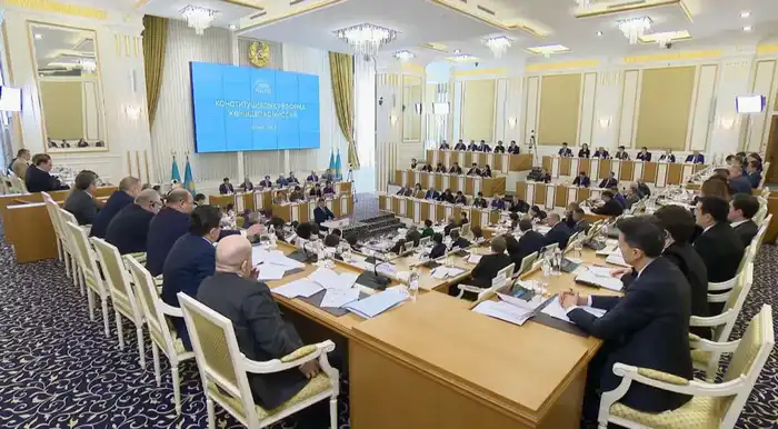 Нурлыбек Налибаев выступил на Конституционном совете в Астане Атырау