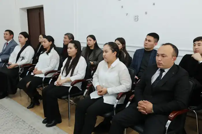 Влияние конституционных реформ на молодежную политику: акцент на новые возможности для самореализации в Меркенском районе Атырау