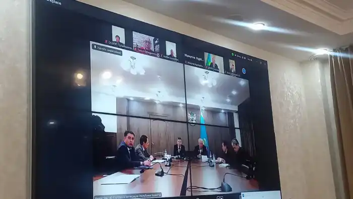 В Казахстане прошло совещание по защите прав потребителей с участием депутата Мажилиса и общественных организаций Атырау