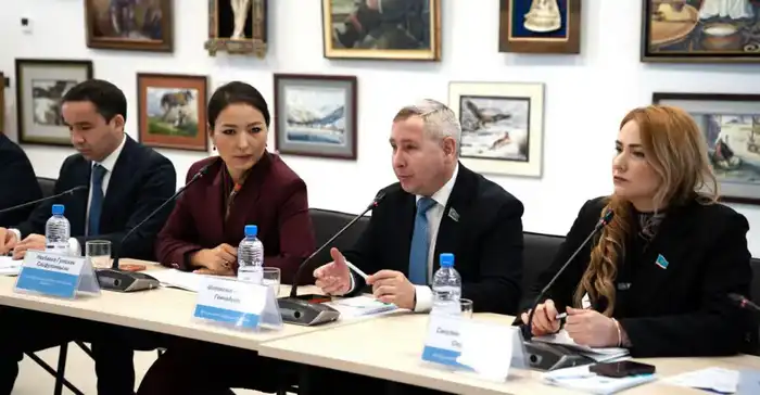 Обсуждение новой Конституции в Косшы: влияние молодежи на будущее страны Атырау