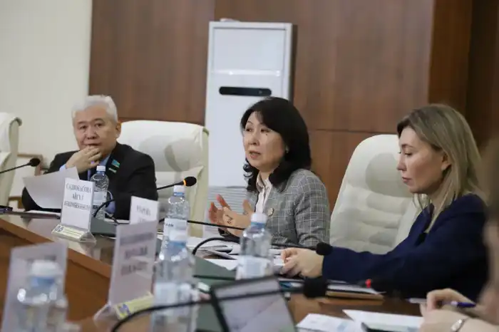 Поддержка Научно-экспертного совета АНК проекта новой Конституции Атырау