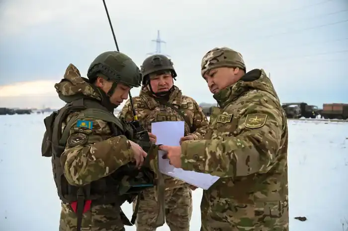Масштабная проверка Десантно-штурмовых войск Казахстана с участием более 5 тысяч военнослужащих Атырау