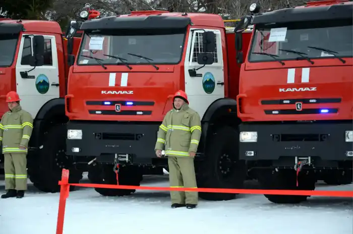 Увеличение мобильности пожарной службы в Кокшетауском заповеднике благодаря новым автомобилям Атырау