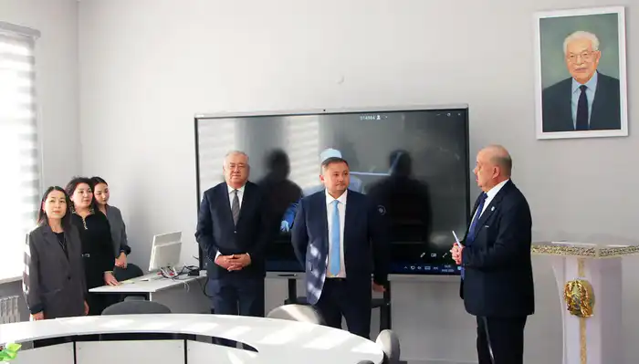Саясат Нурбек проверяет научно-образовательный потенциал Buketov National University Атырау