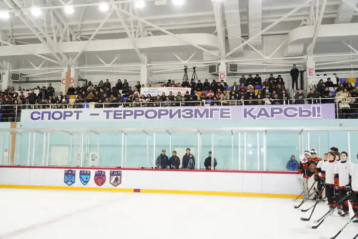 В ТУРКЕСТАНЕ ПРОШЛИ МАТЧИ ХОККЕЙНОЙ «МОЛОДЕЖНОЙ ЛИГИ» (2)