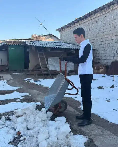 Помощь одиноким пожилым в Туркестане Атырау
