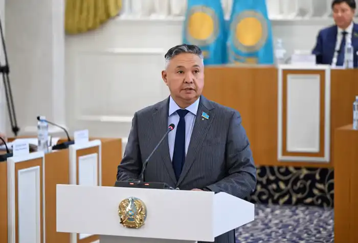 Поддержка проекта новой Конституции партии «Ақ жол»: акцент на защите прав бизнеса и развитии частного сектора Атырау