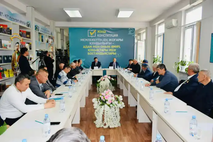 ТУРКЕСТАН: КРУГЛЫЙ СТОЛ О НОВОЙ КОНСТИТУЦИИ — СТРОИМ МАЯК ДЛЯ ЕДИНСТВА И ПРАВОВОГО РАСТВОРЕНИЯ Атырау