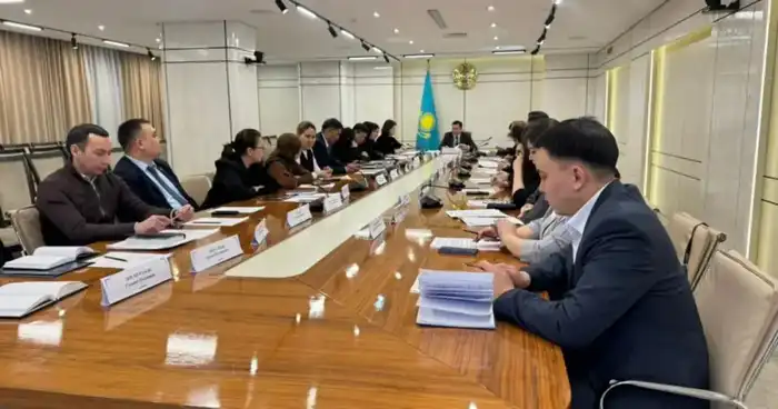 В Астане прошла встреча комиссии по защите прав несовершеннолетних Атырау