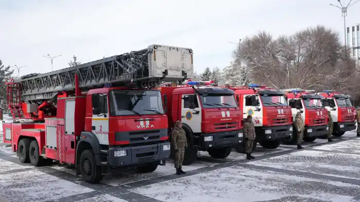 Передача современной техники спасателям Жетісу от главы МЧС Атырау