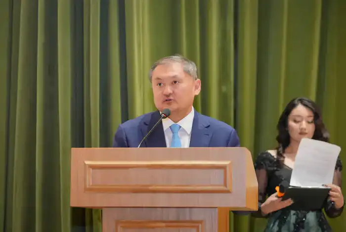 В Алматы состоялась церемония награждения выдающихся ученых и преподавателей Атырау