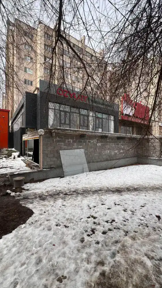 В Алматы укрощают незаконные строения: очередной снос в мкр. Аксай-5 Атырау