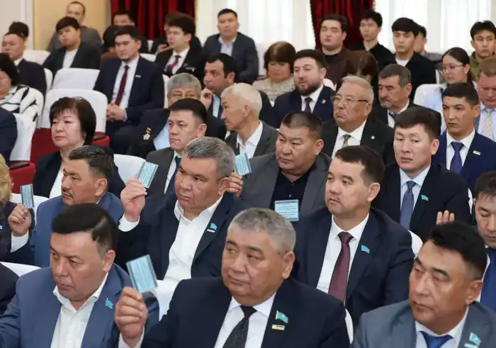 Мангистауский маслихат одобрил изменения в бюджете и планы развития региона Атырау