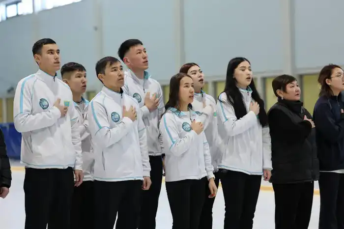 Победители чемпионата Казахстана по кёрлингу среди смешанных команд: новые перспективы для национальной сборной Атырау