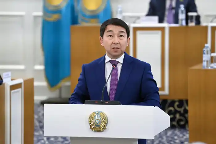 Обсуждение нового однопалатного Парламента и создания высшего консультативного органа на заседании Конституционной комиссии Казахстана Атырау