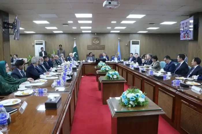 Казахстан и Пакистан подписали меморандумы о сотрудничестве в области науки и образования Атырау