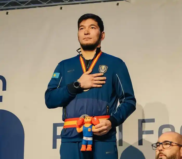 Казахстанские боксеры успешно выступили на турнире Boxam Elite в Испании, завоевав 5 медалей Атырау