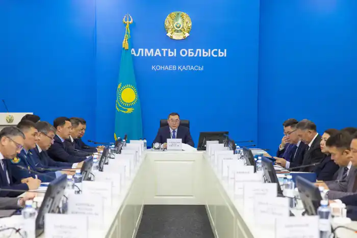 Обсуждение мер по защите молодежи от преступности и коррупции в Алматинской области Атырау