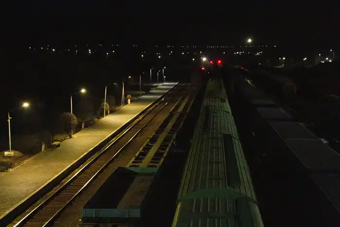 Перрон на вокзале, Конаев, вид сверху