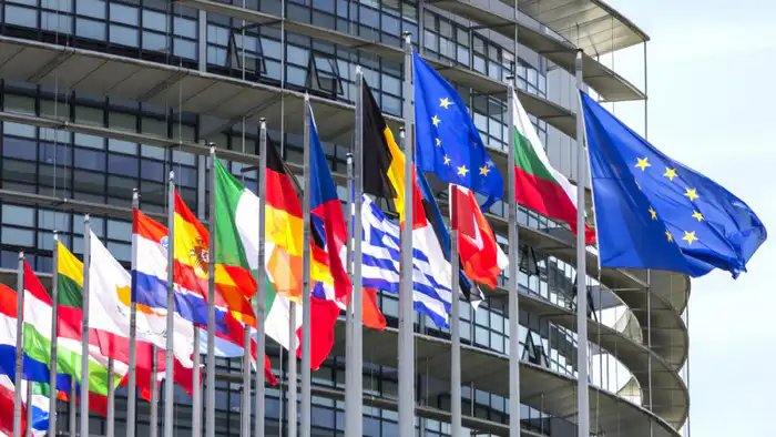 Европейский парламент призывает усилить военную помощь Украине Атырау
