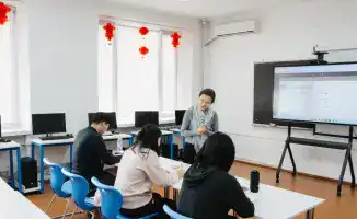 Китайские студенты участвуют в языковом обмене в Павлодаре, изучая казахский и русский языки