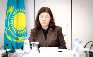 Министр образования Казахстана подчеркивает важность правовой защиты учителей в рамках образовательных реформ