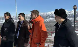 Зимние небеса Жетісу: парапланеристы из шести стран стремятся к вершинам мастерства