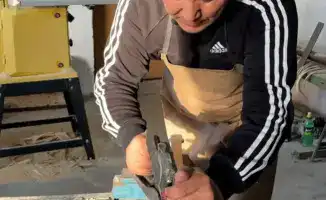 Master Craftsman in Ulan District Revives Kazakh Dombra Tradition for Future Generations