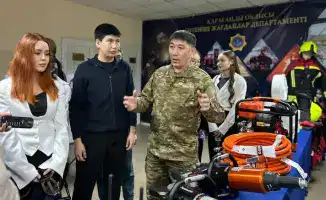 В огненном сердце спасателей: участники «Азбуки правопорядка» погрузились в мир ДЧС Карагандинской области