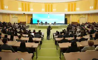 Круглый стол в Академии государственного управления обсудил проект новой Конституции для Справедливого Казахстана