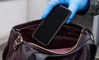 Попытка проноса запрещённых предметов в тюрьму Алматы
