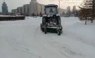 Снегопад в Астане: 63 тысячи кубов за ночь!