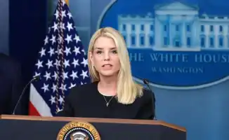 Генпрокурор США раскрыла 300 имен политиков и знаменитостей из файлов Эпштейна: документы Министерства юстиции обнародованы