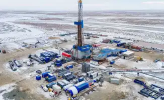 На глубокой поисковой скважине участка Каратон Подсолевой в Атырауской области получены первые положительные результаты, что свидетельствует о наличии газа в этом регионе.