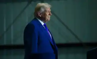 Трамп пообещал уничтожить ракетную индустрию и флот Ирана ударами США