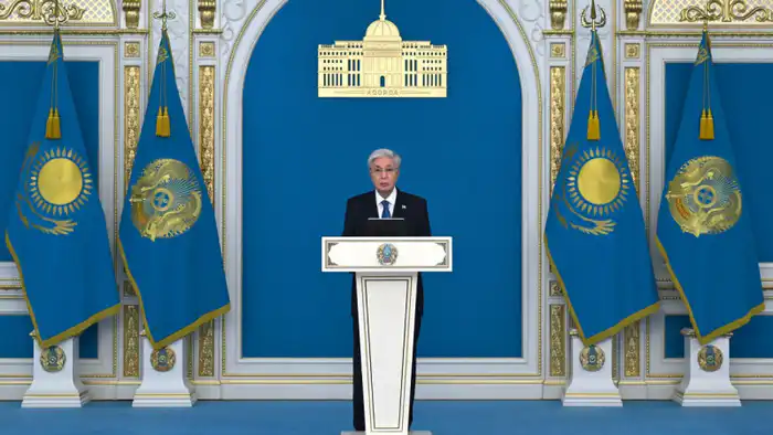 Президент Казахстана Касым-Жомарт Токаев перевел все силовые ведомства в круглосуточный режим и дал ряд поручений в связи с обострением ситуации вокруг Ирана, сообщает пресс-секретарь. Атырау