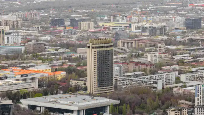 Землетрясение магнитудой 5.0 зафиксировано в Алматы: жители ощущают подземные толчки Атырау