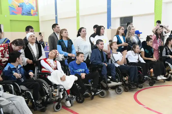 В Астане прошел инклюзивный турнир по асық ату, объединяющий людей с ограниченными возможностями и традиции казахской культуры Атырау