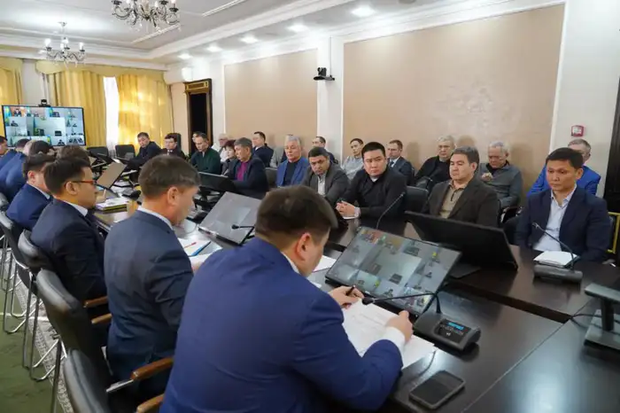 В Акмолинской области обсудили развитие промышленности и меры поддержки предприятий Атырау