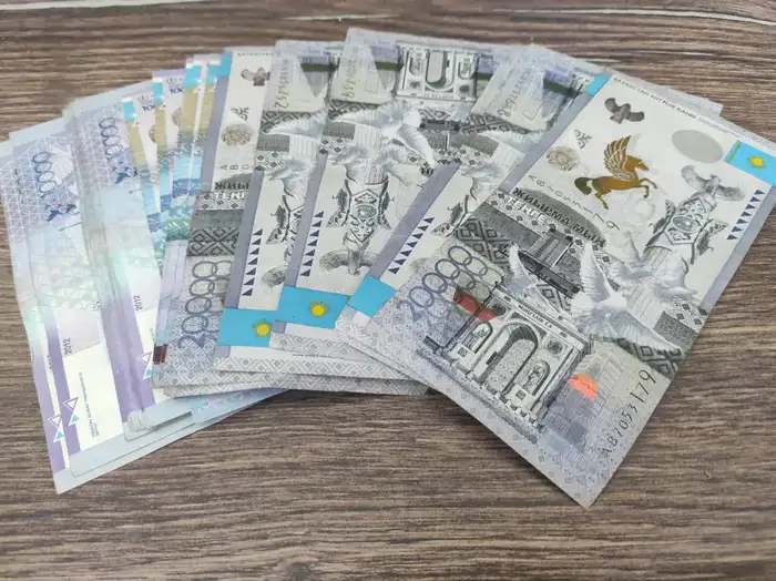 В ВКО многодетным матерям оказывают поддержку к 8 Марта Атырау