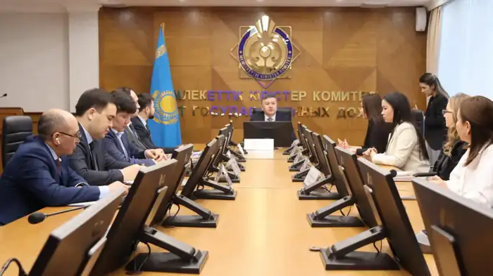 Обсуждение нового Налогового кодекса на круглом столе с бухгалтерами: стремление к упрощению налогового администрирования Атырау
