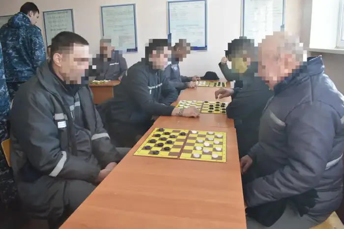 В Учреждении №28 прошёл турнир по шашкам среди осужденных Атырау